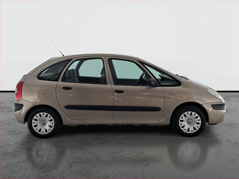 Citroën Xsara Picasso (2007) 1.6 HDi, po STK, jezdí výborně - fotka 6 z 18