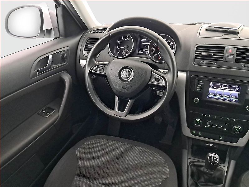 Škoda Yeti (2017) Ambition Plus 1.2 TSI - fotka 7 z 18