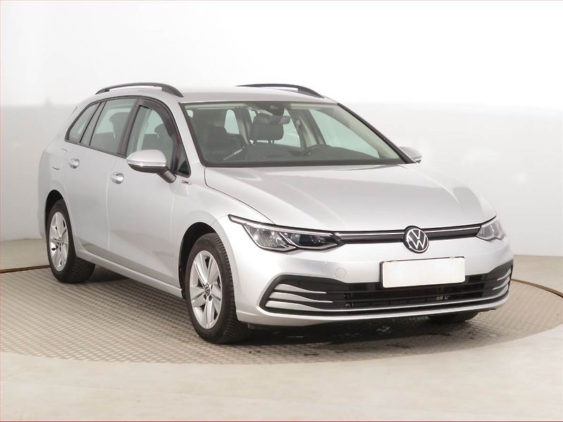 Volkswagen Golf (2021) Life 1.5 eTSI - fotografie inzerátu