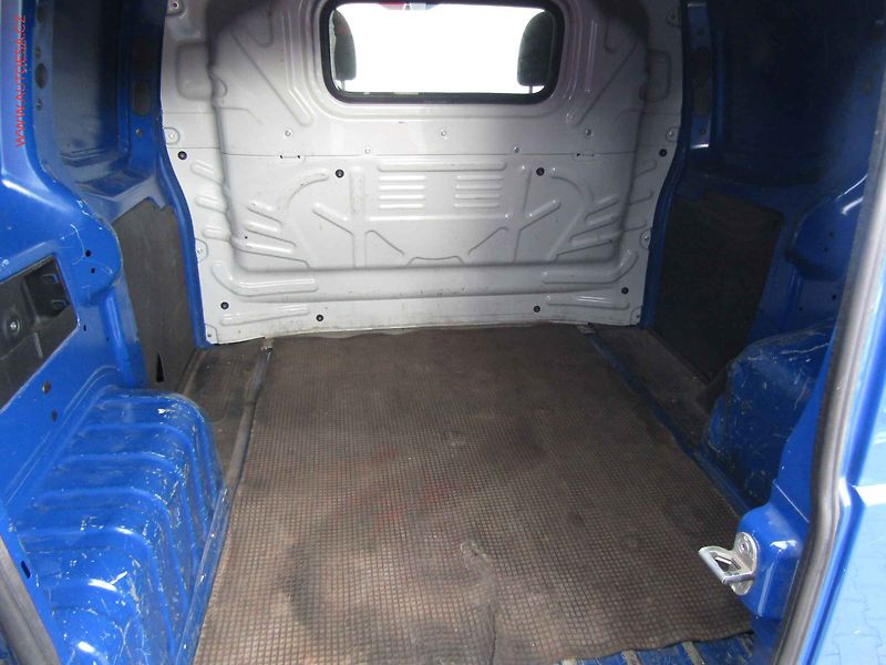 Fiat Fiorino (2011) 1.4i, 1.maj,ČR, STK11/27 - fotka 7 z 11