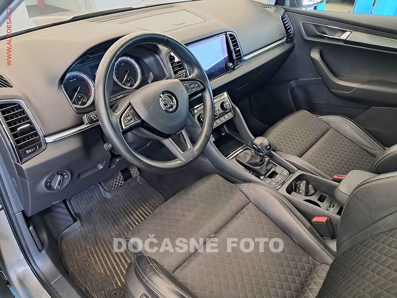 Škoda Karoq (2018) 1.5 TSI, 2.maj,ČR - fotka 3 z 3