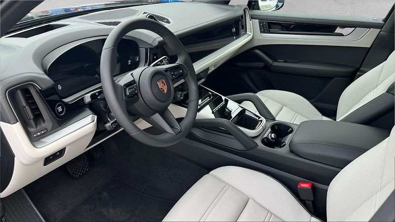 Porsche Cayenne (2025) E-Hybrid - fotka 15 z 30