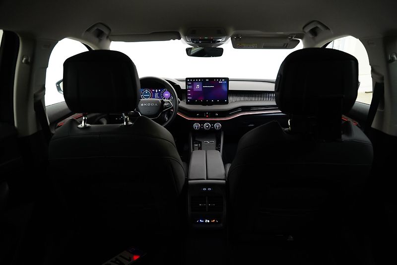 Škoda Superb - fotka 2 z 6