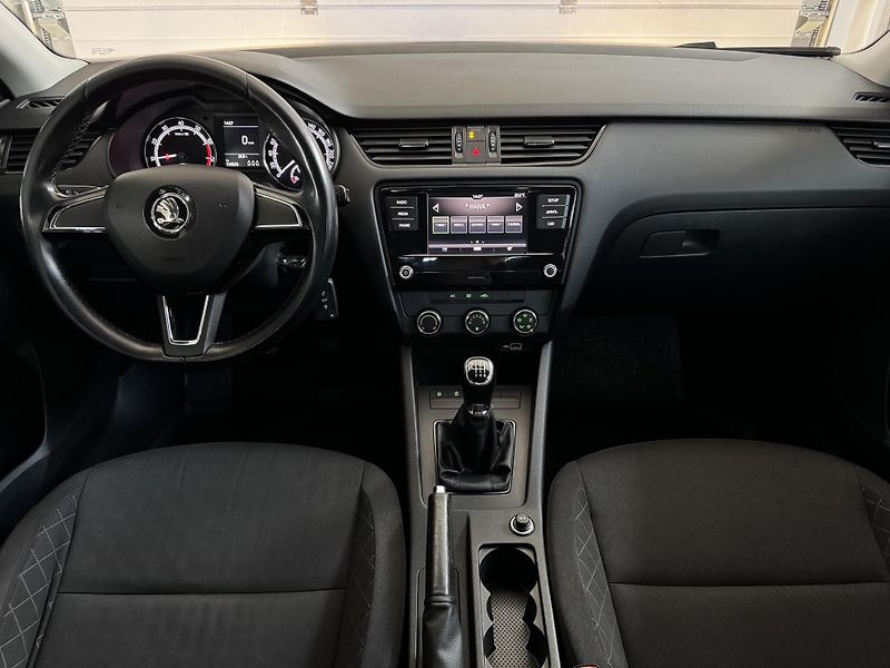 Škoda Octavia (2018) 1.0 TSI 85 KW - CZ - fotka 10 z 22
