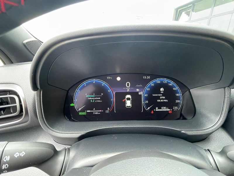 Toyota Yaris 1.5.Hybrid 130 HP GR Sport - fotka 17 z 27