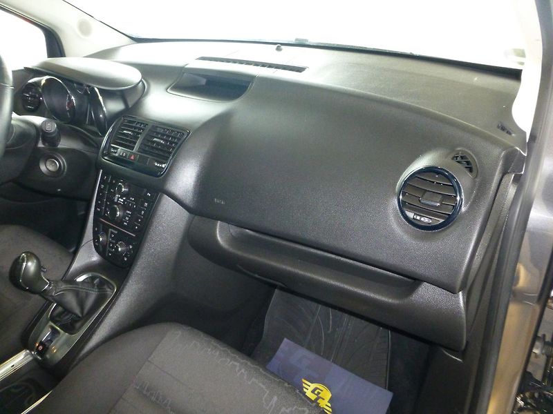 Opel Meriva (2011) 1,4I-88KW-KLIMATIZACE - fotka 17 z 20