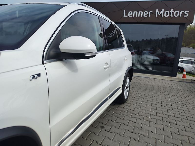 Volkswagen Tiguan 2.0 TDi/125kW R-Line 4motion - fotka 11 z 30