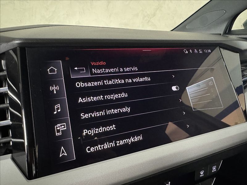 Audi Q4 e-tron 35 125kW Sport LED Matrix - fotka 33 z 47