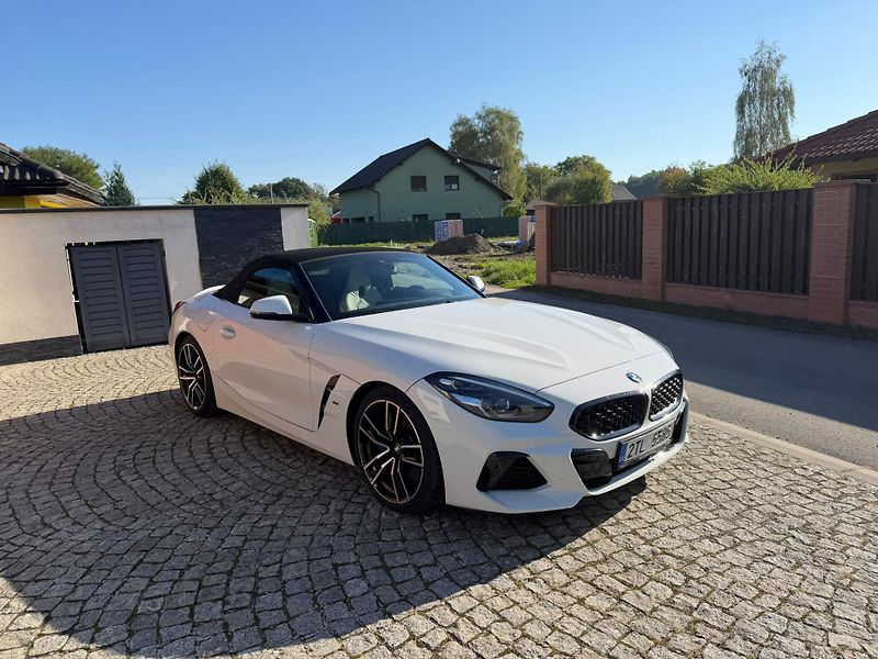 BMW Z4 (2022) M40i - fotka 4 z 10