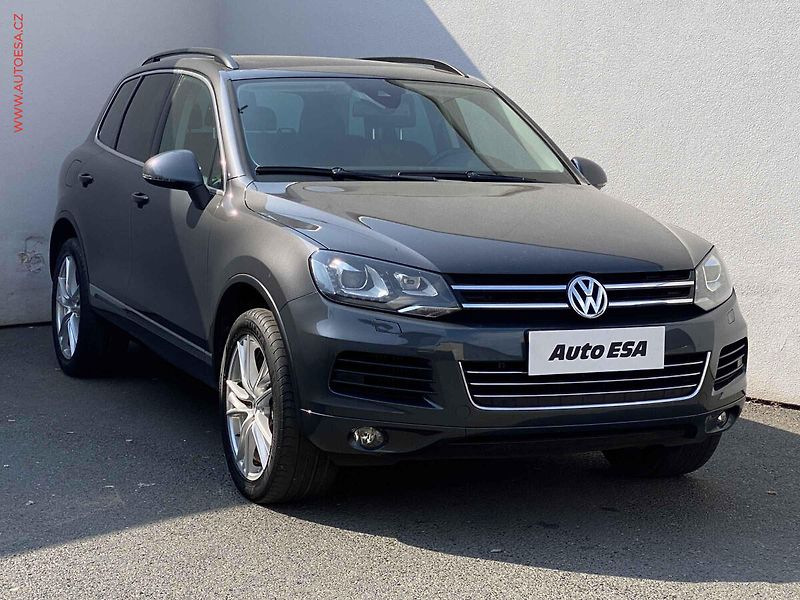 Volkswagen Touareg (2013) 3.0 V6 TDi 4x4, DSG, kůže - fotografie inzerátu