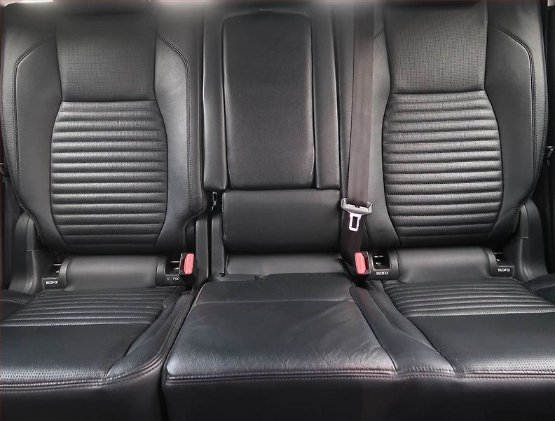 Land Rover Discovery Sport (2020) Black Edition D180 - fotka 10 z 17