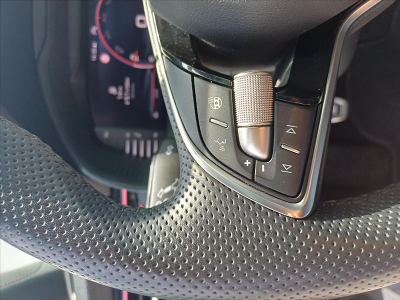 Škoda Kamiq 1,0   1.0TSI 85Kw MONTE CARLO - fotka 6 z 31