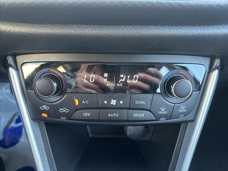 Suzuki SX4 S-Cross 1,6 4x4 AUTOMAT - fotka 17 z 28
