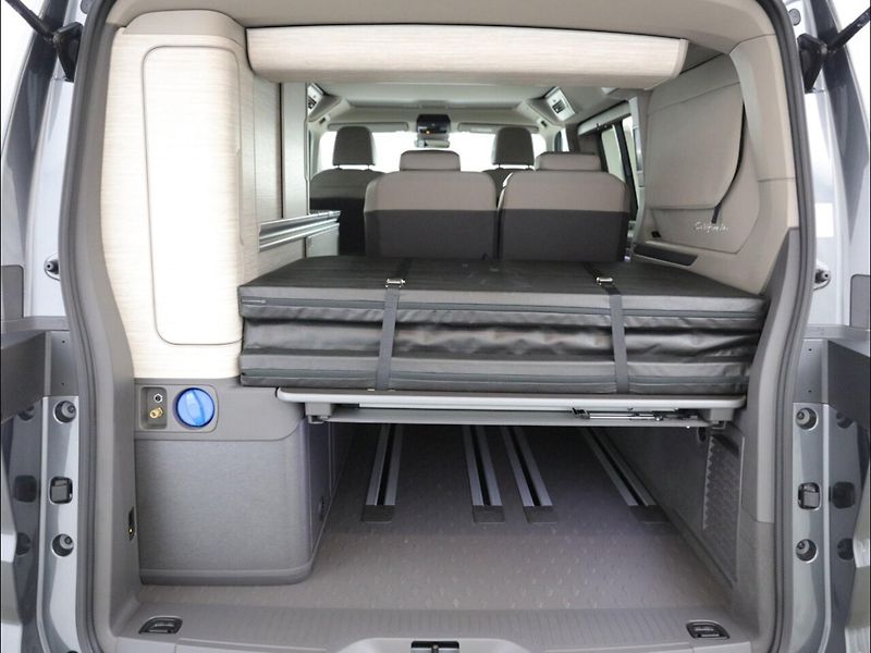 Volkswagen California eHybrid 4M Ocean IQ Kam El.stř - fotka 12 z 12