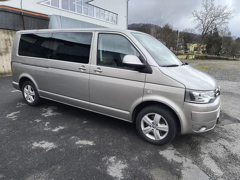 Volkswagen Multivan (2013) 2.0 BITDI 132KW DSG 4M LONG - fotka 8 z 50