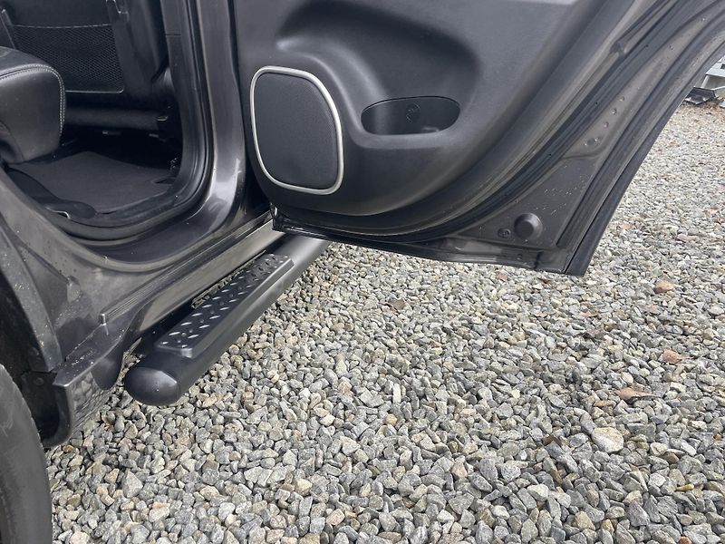 Jeep Grand Cherokee 6.4i 480PS HEMI SRT CZ 78000KM - fotka 125 z 187