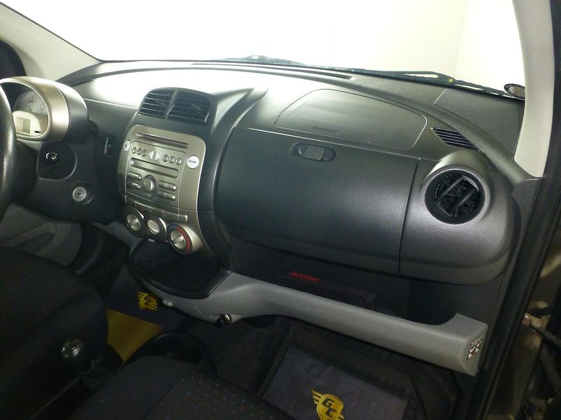 Daihatsu Sirion (2008) 1,0I-51KW*ALU KOLA**KLIMA** - fotka 17 z 21