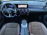 Mercedes-Benz Třídy A A 250 e AMG - náhled 12