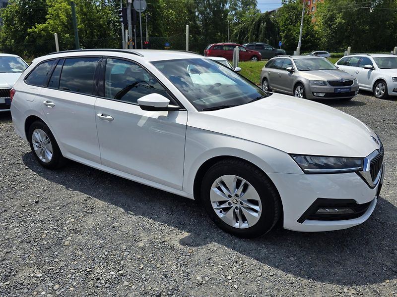 Škoda Octavia 2.0 TDI AMBITION PLUS 1.MAJ ČR - fotka 7 z 37
