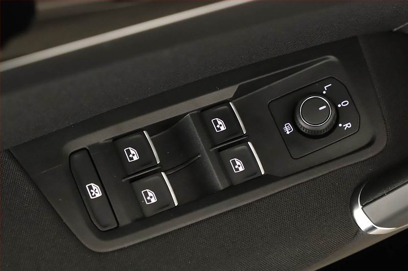 Volkswagen Touran (2018) 1.4 TSI, Automat, Tempomat - fotka 20 z 20