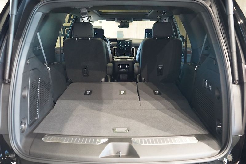 GMC Yukon (2026) Denali 6.2 V8 - fotka 26 z 59