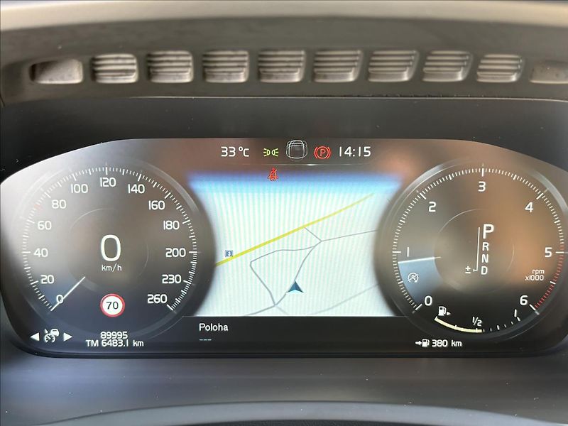 Volvo XC90 2,0 D5 173kW,Led,Kůže,ACC,1Maj - fotka 25 z 41