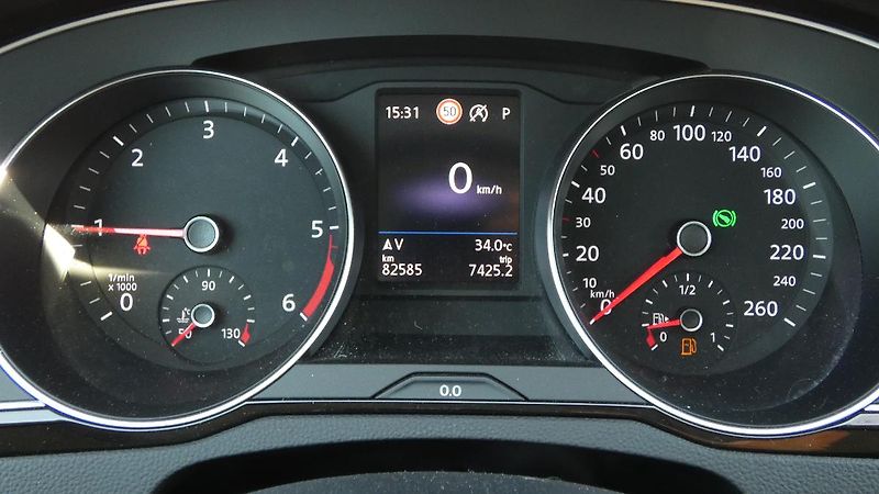 Volkswagen Passat 2.0 TDI 147kW BMT 4MOT DSG Ele - fotka 13 z 24