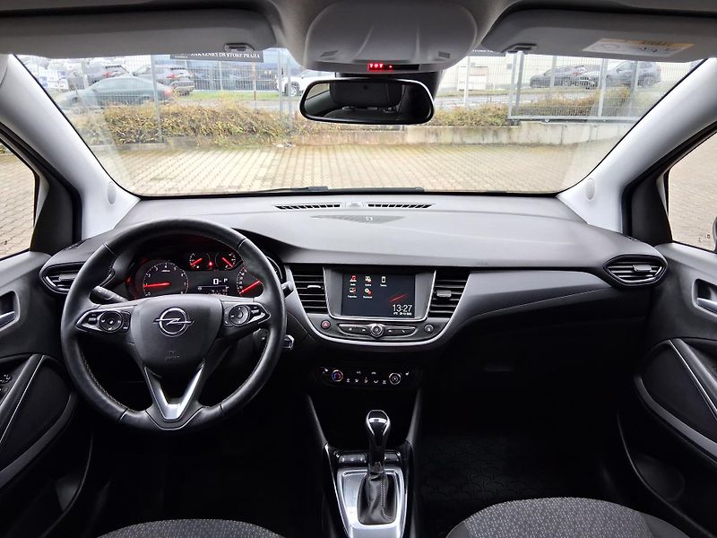 Opel Crossland X SMILE 1.2 TURBO 96 kW - fotka 2 z 22