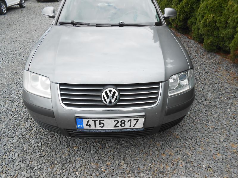 Volkswagen Passat 1.9TDi,96KW,KLIMA,207TKm - fotka 17 z 21