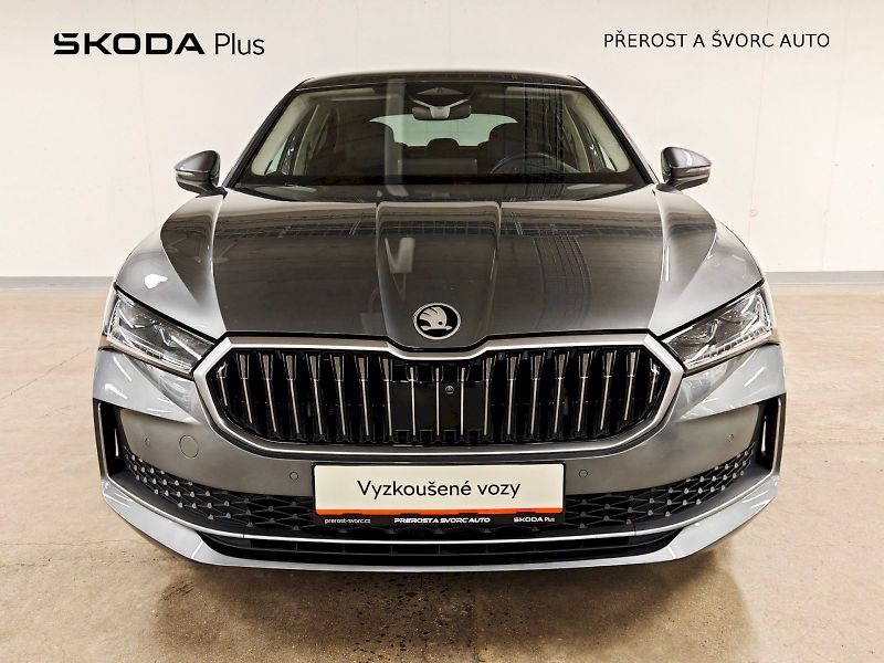 Škoda Superb (2025) 2.0 TSI 195 kW DSG 4x4 L&K - fotka 4 z 35