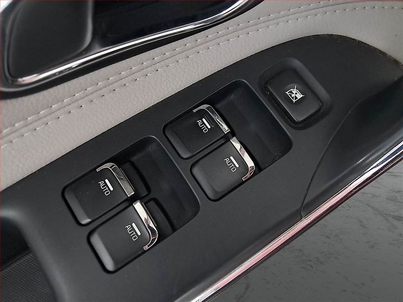 Kia Ceed (2016) 1.6 GDI, Serv.kniha, Navi - fotka 20 z 20