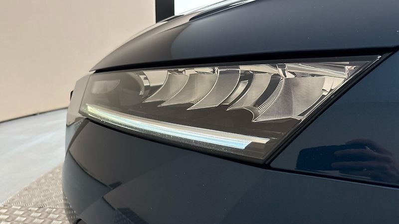 Škoda Octavia 2.0 TDI DSG Style - fotka 18 z 25