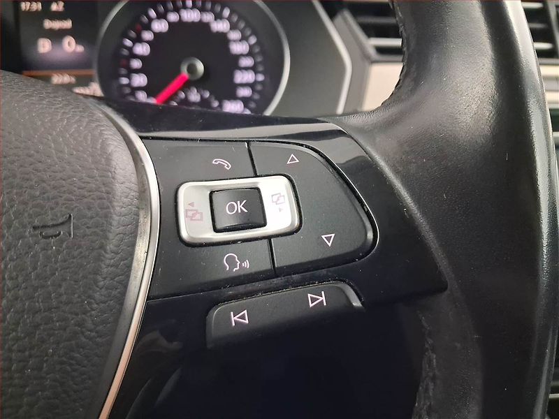 Volkswagen Passat (2016) 1.6 TDI, Navi, Tempomat - fotka 17 z 20
