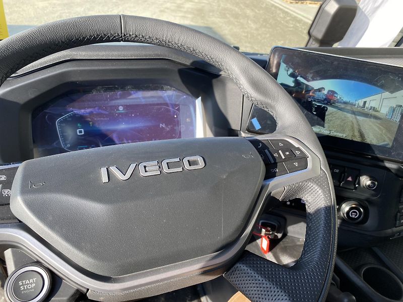 Iveco X-WAY (2026) AD360X50Z HR OFF 8x4 S3 - fotka 4 z 7