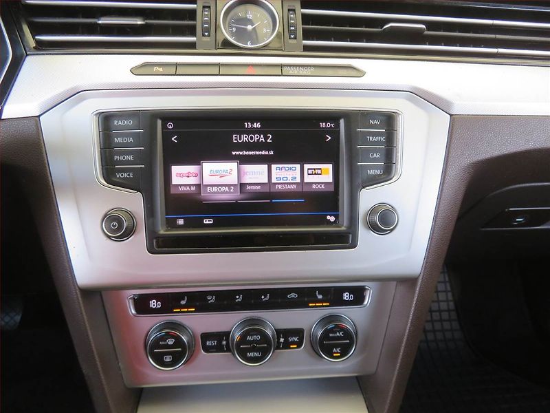Volkswagen Passat (2017) Comfortline 2.0 TDI, Navi - fotka 12 z 16