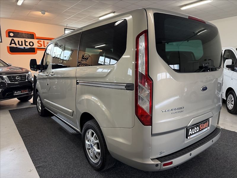Ford Tourneo Custom 2,2 Titanium,92kW,po servisu - fotka 5 z 31