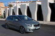 Kia Carens.