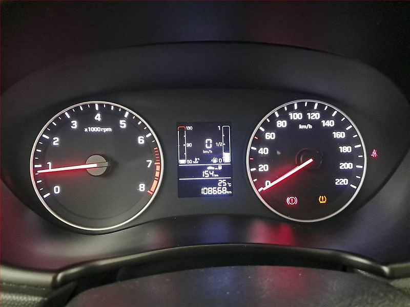 Hyundai i20 (2019) 1.2, Serv.kniha, Tempomat - fotka 11 z 17