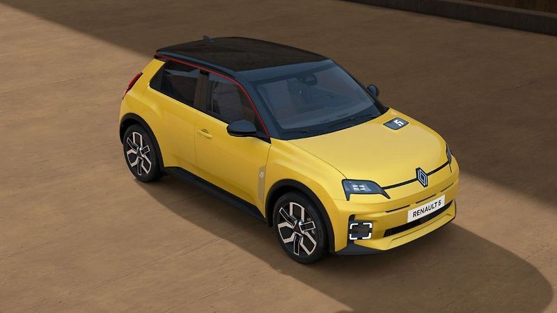 Renault R5 E-Tech techno comfort range - fotka 13 z 13