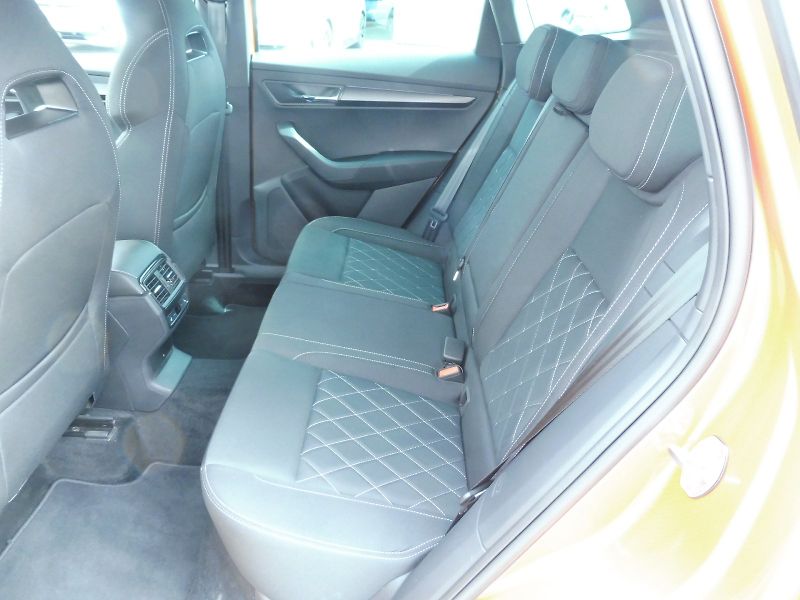Škoda Karoq (2025) SportLine 1,5 TSI 110kW DSG - fotka 21 z 29