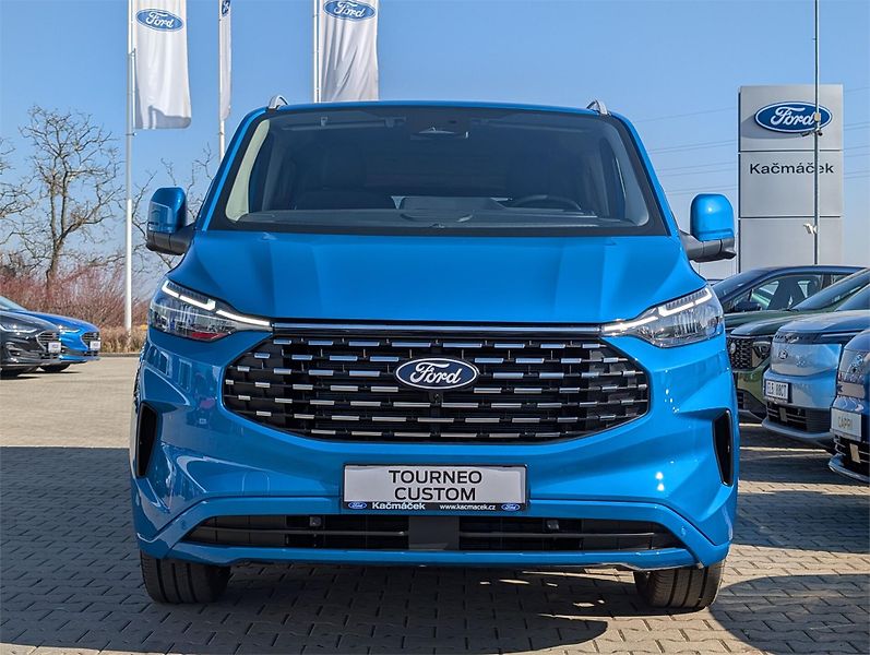 Ford Tourneo Custom (2026) Titanium X L2, Tourneo, 2.0 Ec - fotka 8 z 22