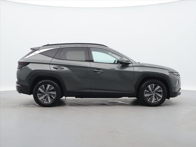 Hyundai Tucson 1,6 T-GDI 110kW Aut. CZ DPH - fotka 8 z 29