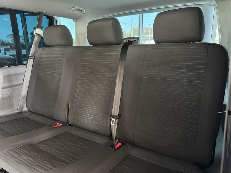 Volkswagen Caravelle 2,0TDI DSG*LONG*REZERVACE! - fotka 16 z 34