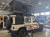 Terénní vůz, který firma Dajbych4x4 přepracovala na obytný