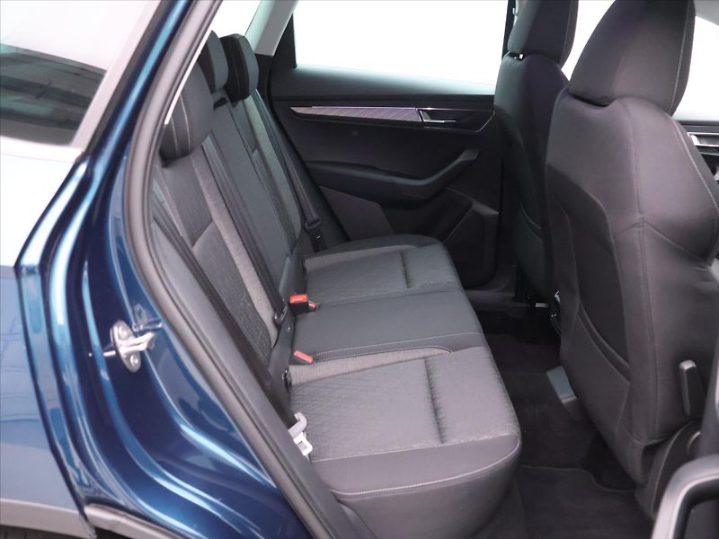 Škoda Karoq 2,0 TDI 110kW DSG 4x4 Style DP - fotka 13 z 34