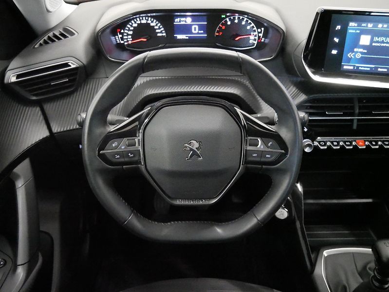 Peugeot 2008 - fotka 17 z 26