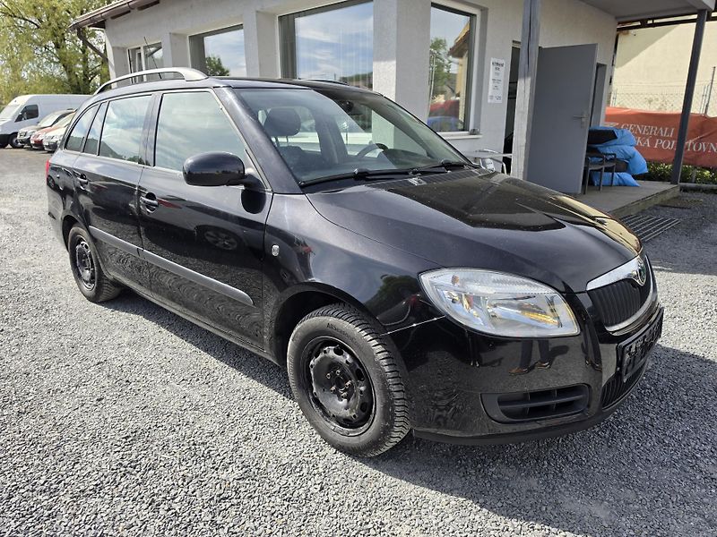 Škoda Fabia 1.4 TDI Parkovací senzory  - fotka 1 z 21