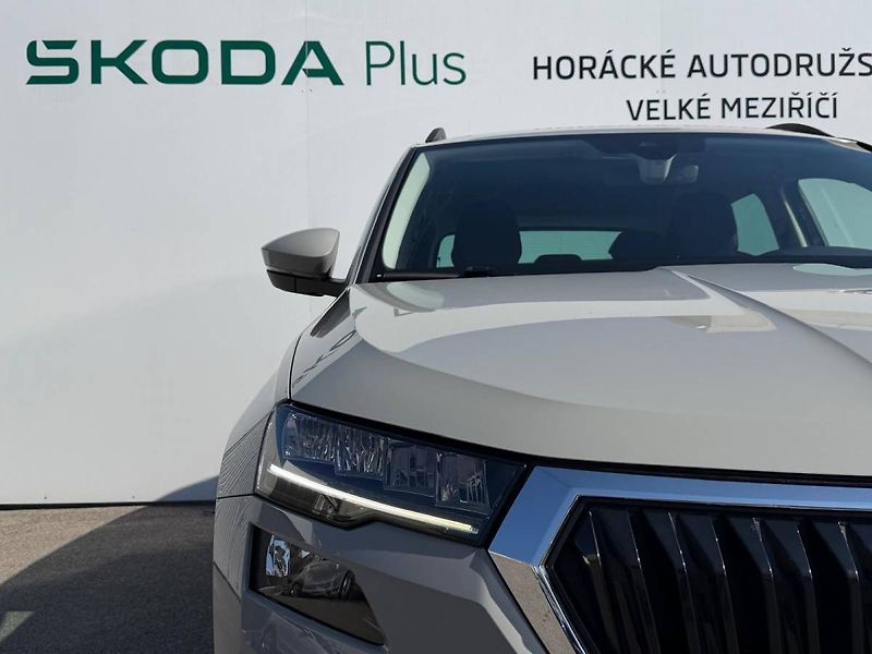 Škoda Karoq Ambition Plus 2,0 TDI 85 kW 7° - fotka 27 z 28