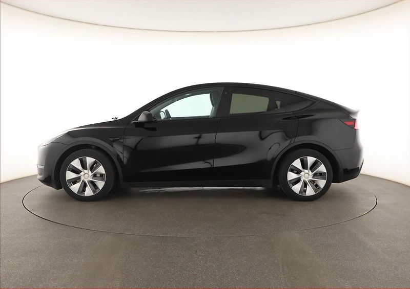 Tesla Model Y (2023) Long Range AWD 79kWh, SoH 92% - fotka 3 z 20