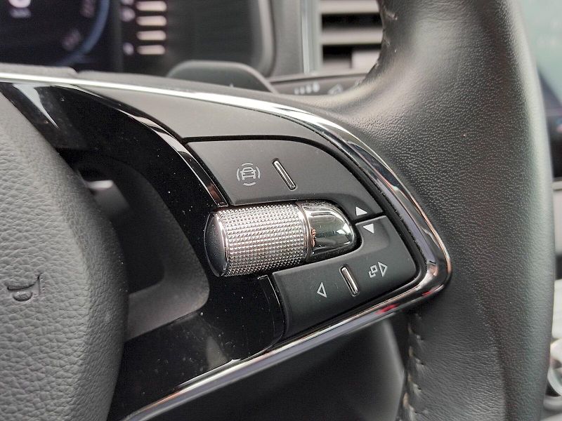 Škoda Karoq (2022) Style 2,0 Tdi 110 Kw 4x4 DSG - fotka 32 z 38